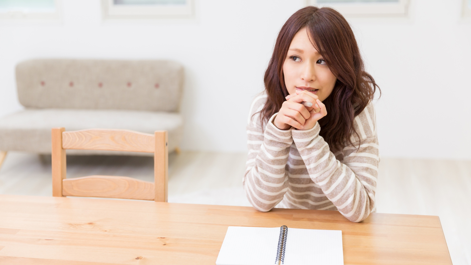 考えすぎて眠れない夜に、私がやめたこと｜原因と具体的な対処法を徹底解説