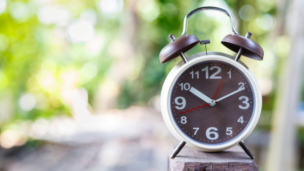 朝の10分で気分が変わる！忙しい女性の朝習慣ガイド