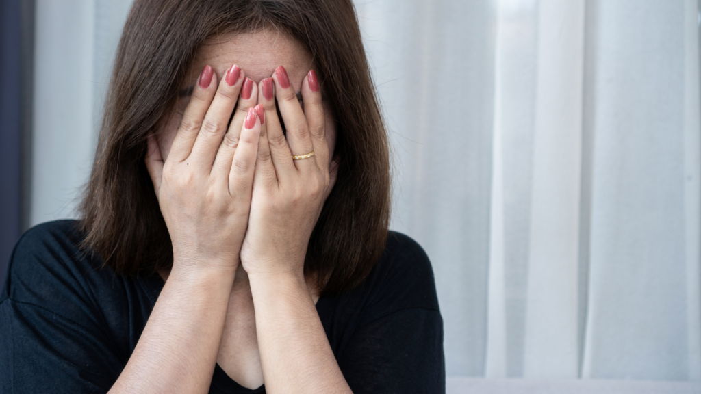 考えすぎて眠れない夜に、私がやめたこと｜原因と具体的な対処法を徹底解説