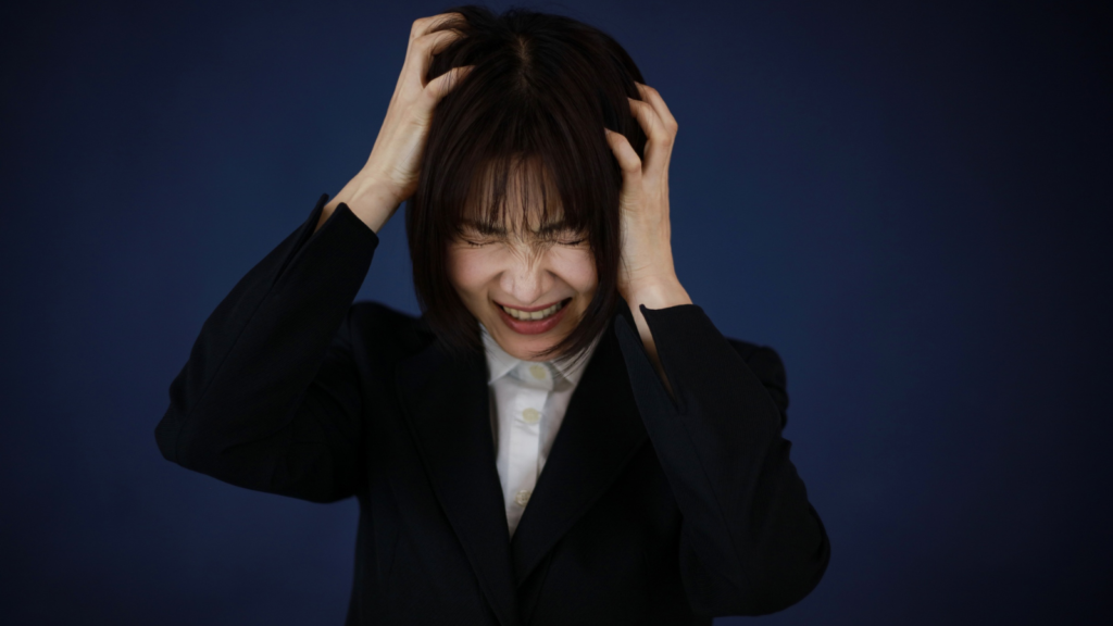 考えすぎて眠れない夜に、私がやめたこと｜原因と具体的な対処法を徹底解説